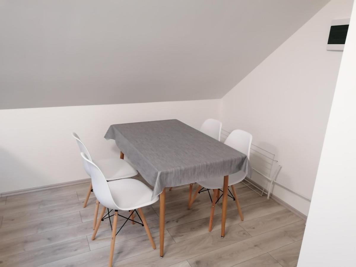 Mohacs Apartman ภายนอก รูปภาพ